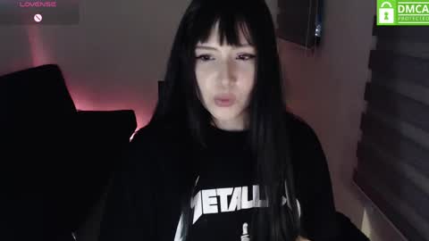 Snapshot of meko_hzu chatting on 05/24/26, 12:59 WETWATERMELL online show from 05/24/26, 12:59