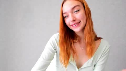 Snapshot of mel__lisa chatting on 05/15/26, 11:01 mel__lisa online show from 05/15/26, 11:01