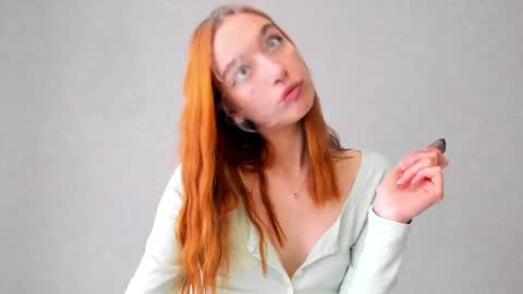 Snapshot of mel__lisa chatting on 05/15/26, 11:45 mel__lisa online show from 05/15/26, 11:45