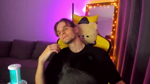 Snapshot of mel_kallen chatting on 09/22/25, 03:25 MelKallen online show from 09/22/25, 03:25