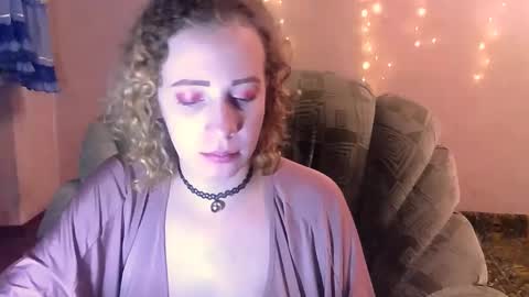 Mel Mellie online show from 02/03/25, 01:19