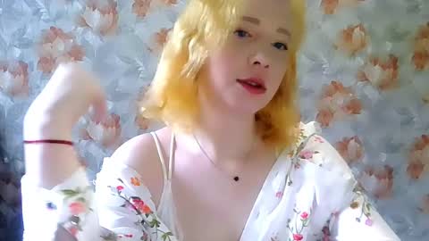 Mel Mellie online show from 04/30/26, 02:23