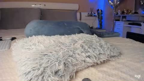  Start every day 2000 - 700 online show from 10/16/25, 05:14