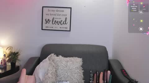 melan_owen online show from 09/10/25, 11:21