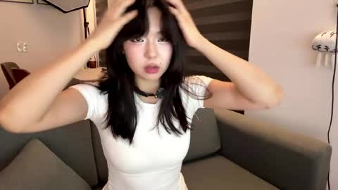 Melana online show from 05/02/26, 12:21