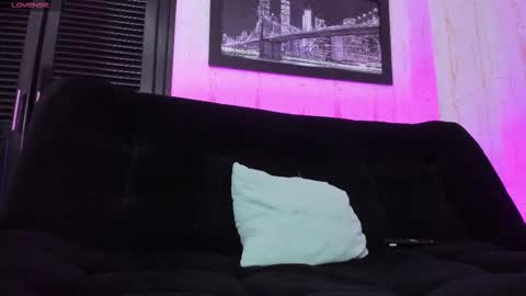 melani greyy online show from 02/22/25, 12:05