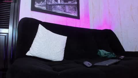 melani greyy online show from 03/04/25, 11:43