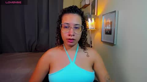 Snapshot of melaniacosta chatting on 05/21/26, 11:01 melani online show from 05/21/26, 11:01