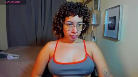 Snapshot of melaniacosta chatting on 06/11/26, 12:43 melani online show from 06/11/26, 12:43