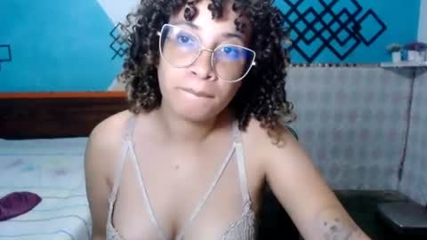 Snapshot of melaniacosta chatting on 07/14/26, 11:21 melani online show from 07/14/26, 11:21