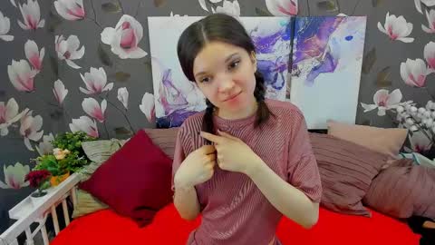 Snapshot of melanie_grant chatting on 02/19/25, 09:28 Melanie online show from 02/19/25, 09:28
