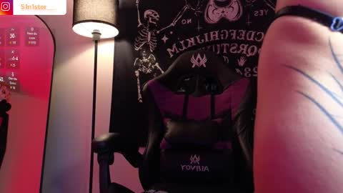 Snapshot of melanie_nyx chatting on 02/08/26, 02:15 Mel online show from 02/08/26, 02:15