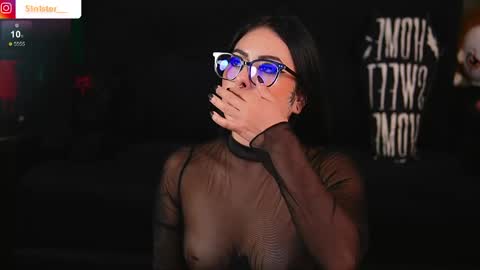 Snapshot of melanie_nyx chatting on 05/18/26, 01:24 Mel online show from 05/18/26, 01:24