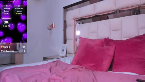 melaniee_joness online show from 12/14/24, 06:09