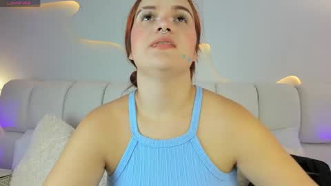 Snapshot of melanieklaus2 chatting on 05/20/26, 03:34 MELANIE online show from 05/20/26, 03:34