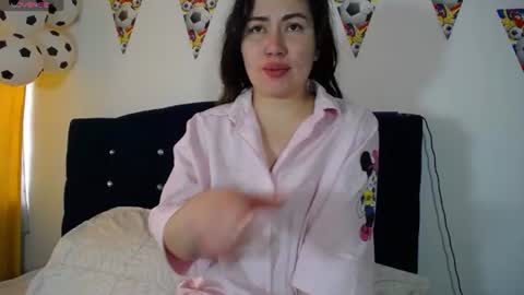 Snapshot of melanieparker20 chatting on 07/11/26, 03:15 Melanie Parker online show from 07/11/26, 03:15