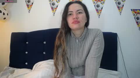 Snapshot of melanieparker20 chatting on 07/17/26, 01:40 Melanie Parker online show from 07/17/26, 01:40