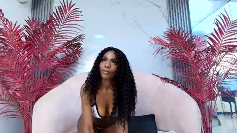 Snapshot of melaniepatton chatting on 10/24/25, 02:13 Melanie online show from 10/24/25, 02:13