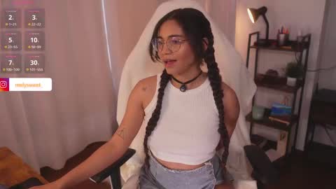Snapshot of melanieryann_ chatting on 09/16/25, 11:44 Ig melysweet   online show from 09/16/25, 11:44