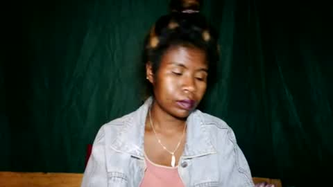 melanih online show from 06/22/26, 11:18