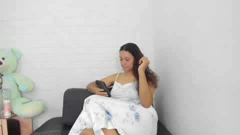 Snapshot of melannie_roses chatting on 07/09/26, 07:18 melannie roses online show from 07/09/26, 07:18