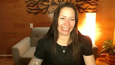 Melanny online show from 04/25/26, 12:19