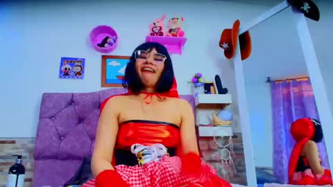 Melanny taylor online show from 10/03/25, 08:39