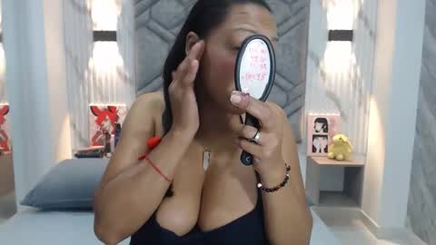 melany_contrera777 online show from 05/10/26, 04:17