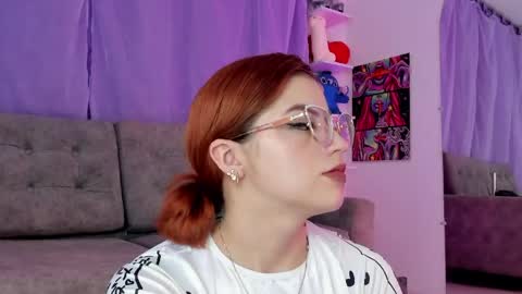 Snapshot of melany_jhonsonn chatting on 04/30/26, 02:29 melany_jhonsonn online show from 04/30/26, 02:29