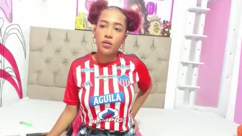 melany_mayerss online show from 12/16/25, 10:04