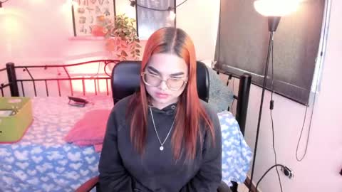 Snapshot of melanyrosee chatting on 05/11/26, 01:06 melanyrosee online show from 05/11/26, 01:06
