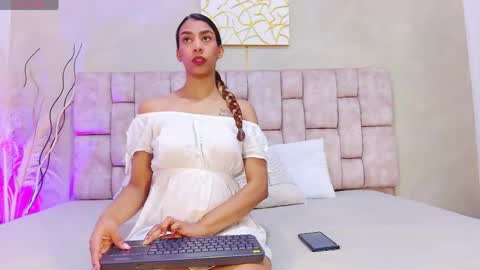 Melany online show from 04/26/26, 01:42