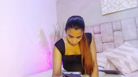 Melany online show from 06/01/26, 12:18