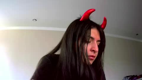 melena_caramel online show from 04/14/26, 07:14