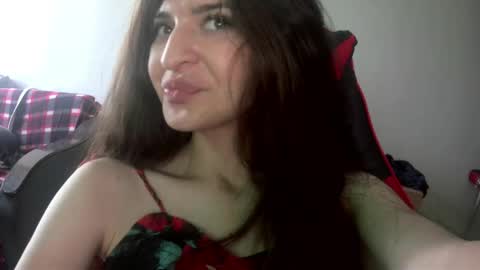 Snapshot of melena_caramel chatting on 06/01/26, 03:08 melena_caramel online show from 06/01/26, 03:08