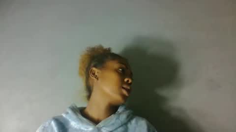 meliana98 online show from 10/29/25, 06:09