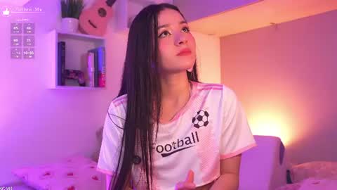 Meli           online show from 06/13/26, 04:05