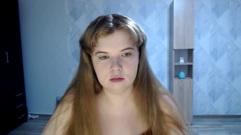 Snapshot of melina_beauty chatting on 09/21/25, 07:48 Melina online show from 09/21/25, 07:48