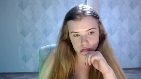 Melina online show from 04/14/26, 07:09
