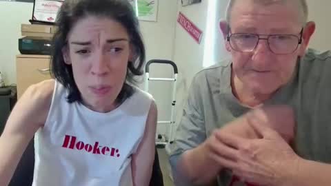 Snapshot of melinahviking chatting on 09/30/25, 05:01 Melinah Viking online show from 09/30/25, 05:01