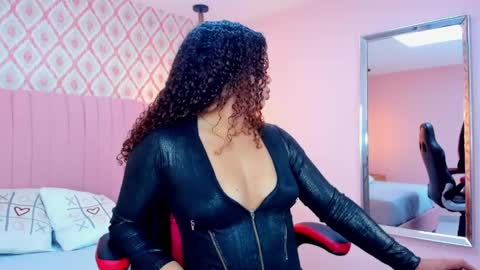 M E L I N A  online show from 03/07/25, 07:27