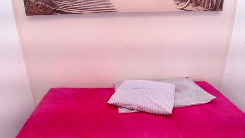 Snapshot of melisa_torrez chatting on 03/06/25, 02:40 melisa online show from 03/06/25, 02:40