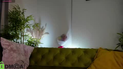 melisa_violet online show from 11/08/25, 01:17