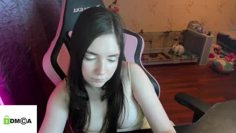 Snapshot of melisanilson chatting on 02/17/26, 10:38 melisanilson online show from 02/17/26, 10:38