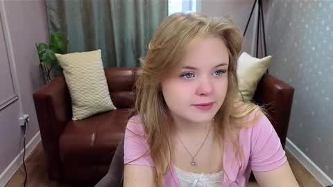 Sophia online show from 10/20/25, 07:20