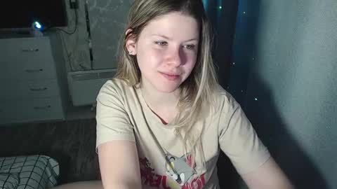 Snapshot of melissa__ray chatting on 03/09/25, 09:03 Melissa  Ray online show from 03/09/25, 09:03