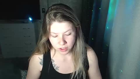 Snapshot of melissa__ray chatting on 03/10/25, 05:39 Melissa  Ray online show from 03/10/25, 05:39