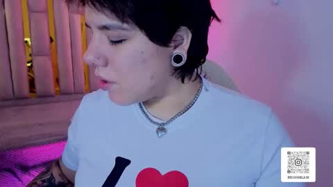 Lissa  online show from 12/14/25, 07:18