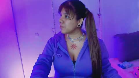 Snapshot of melissa_adamsxxx chatting on 05/27/26, 11:40 Lissa online show from 05/27/26, 11:40