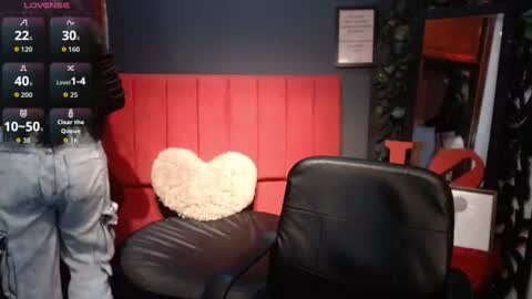 michell online show from 06/18/26, 12:42